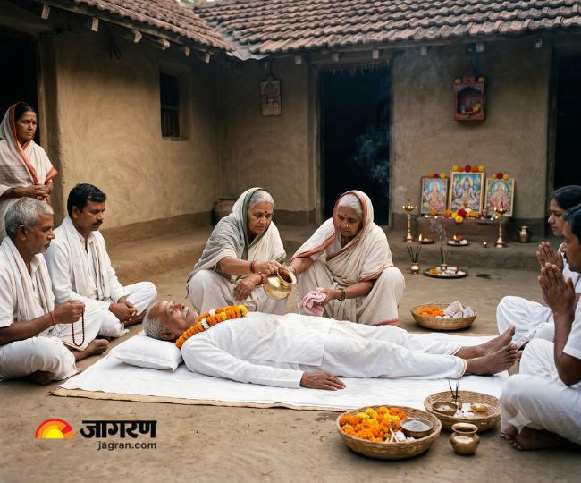 हिंदू धर्म में अंतिम संस्कार से पहले शव को क्यों नहलाया जाता है